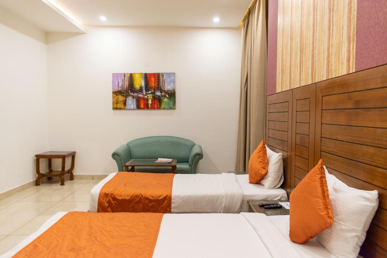 Grand Hotel Nawanshahr Nawāshahr 外观 照片