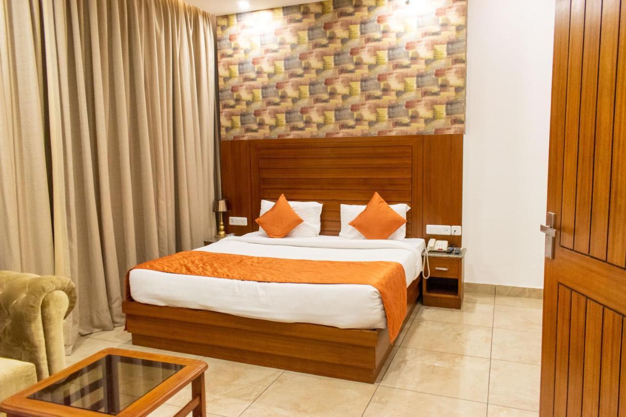 Grand Hotel Nawanshahr Nawāshahr 外观 照片