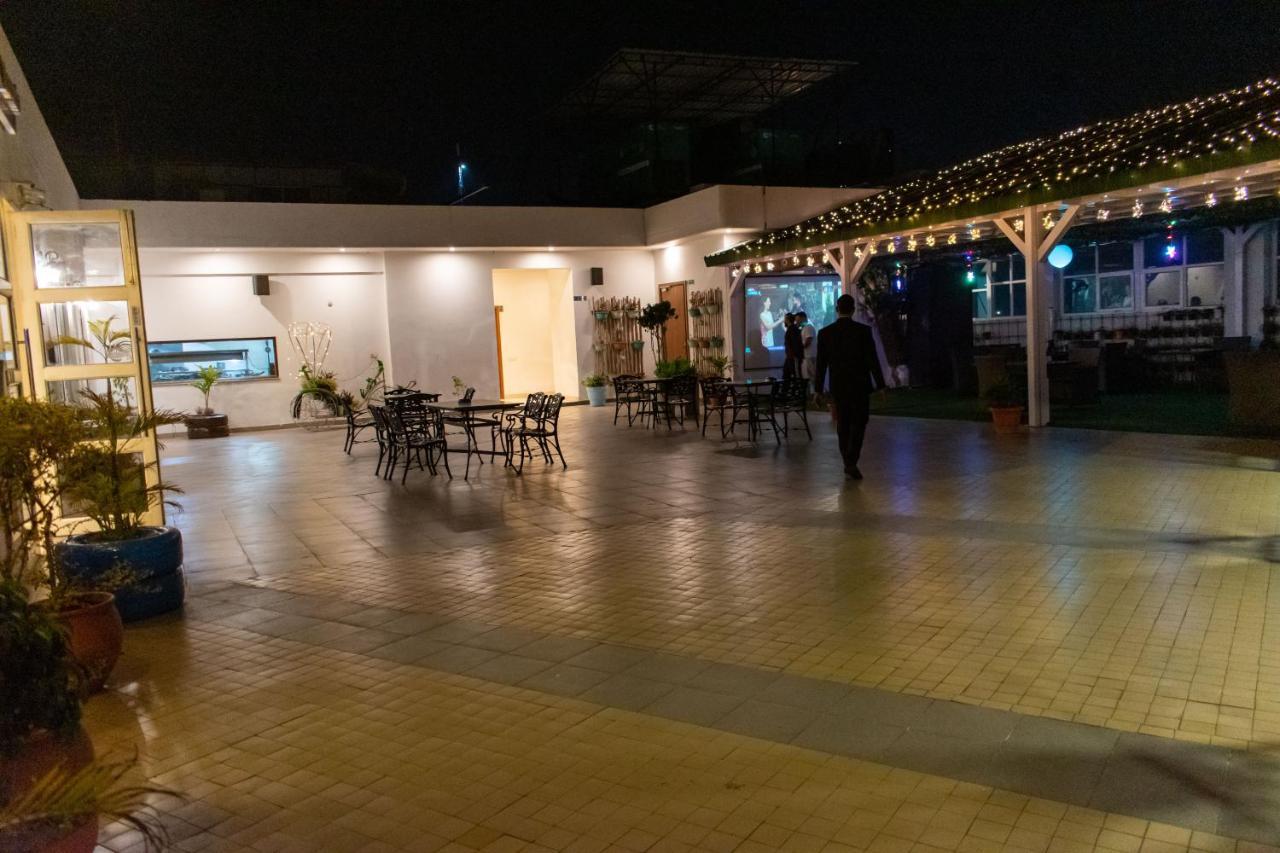 Grand Hotel Nawanshahr Nawāshahr 外观 照片