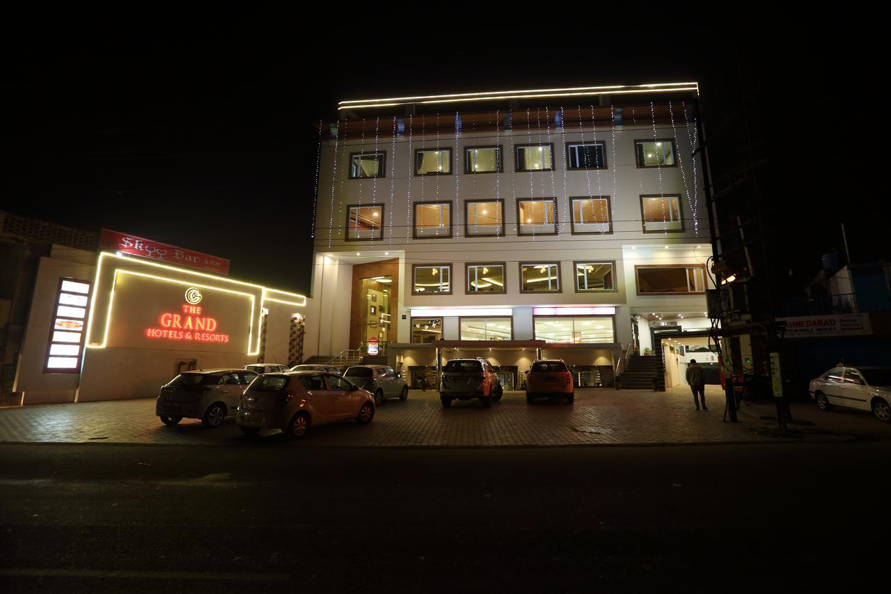 Grand Hotel Nawanshahr Nawāshahr 外观 照片
