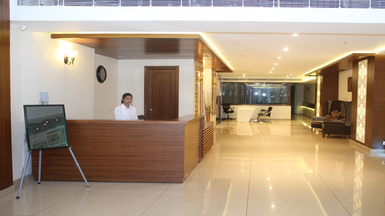 Grand Hotel Nawanshahr Nawāshahr 外观 照片