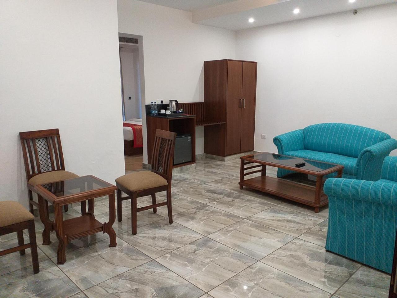 Grand Hotel Nawanshahr Nawāshahr 外观 照片